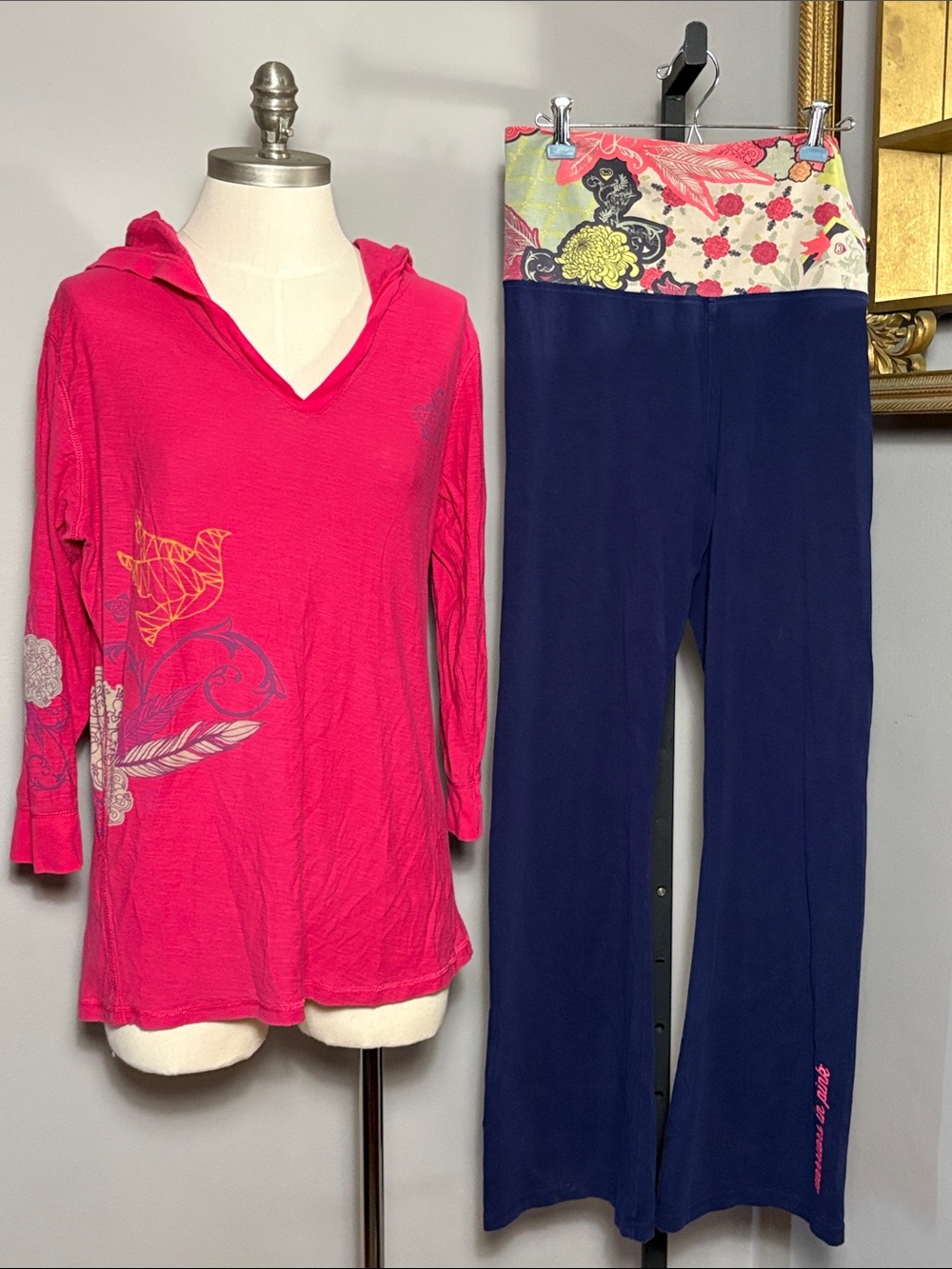 Warriors in Pink Large Hooded Top and Navy Floral Waist Leggings Pants